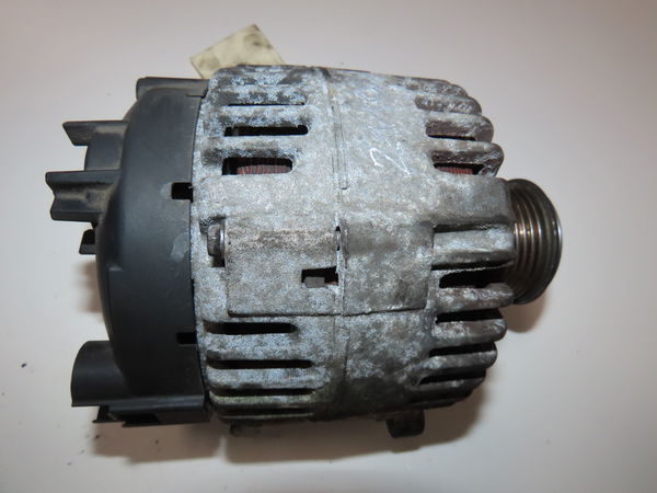 Alternateur Audi A3 Sportback (8PA) 2.0 tdi 16v (2004-2013) 5 portes