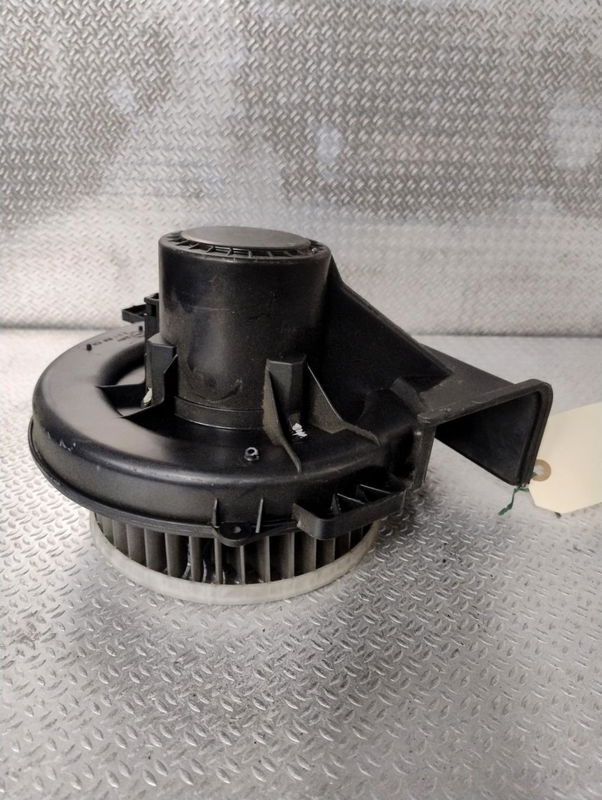Moteur ventilateur chauffage Volkswagen POLO (9N_, 9A_) 1.4 tdi (2001-2005) 3 portes