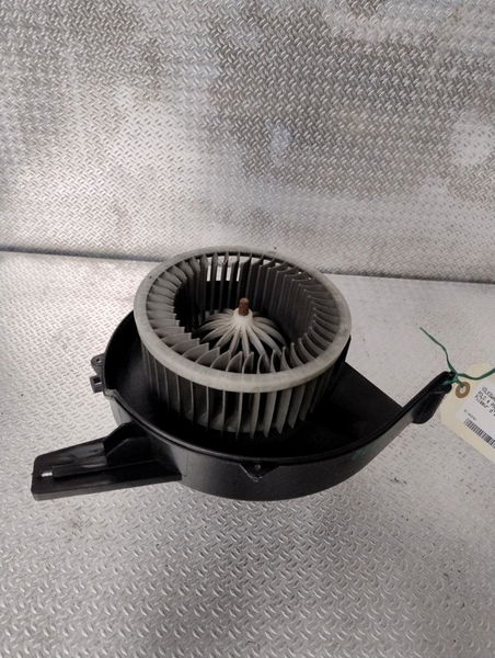 Moteur ventilateur chauffage Volkswagen POLO (9N_, 9A_) 1.4 tdi (2001-2005) 3 portes