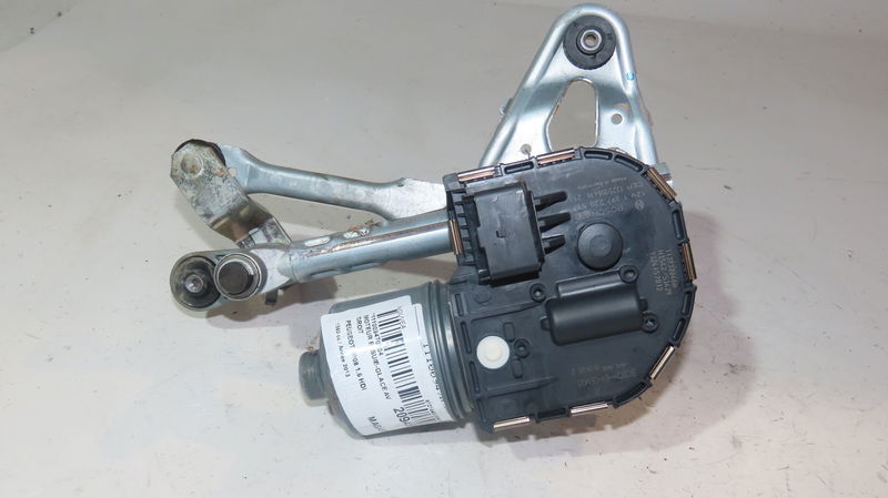 Moteur essuie-glace av droit Peugeot 3008 Monospace (0U_) 1.6 hdi (2009-2016) 5 portes