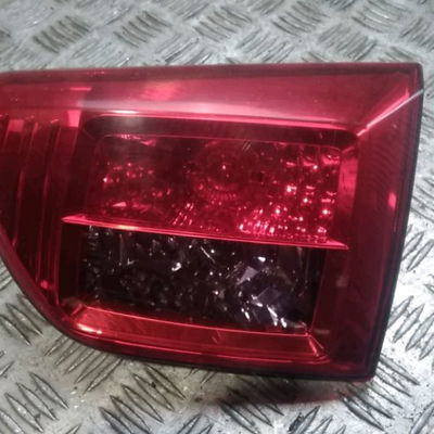 Feu arrière intérieur droit Peugeot 4007 (VU_, VV_) 2.2 hdi (2007-2013)