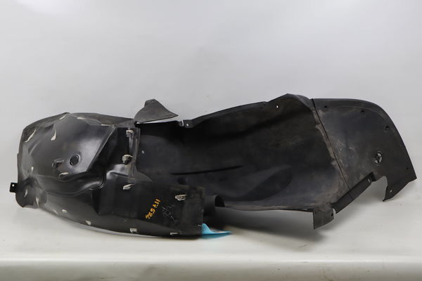 Pare-boue avant droit Citroën C5 II (RC_) 1.6 hdi (rc8hzb) (2004-2008)