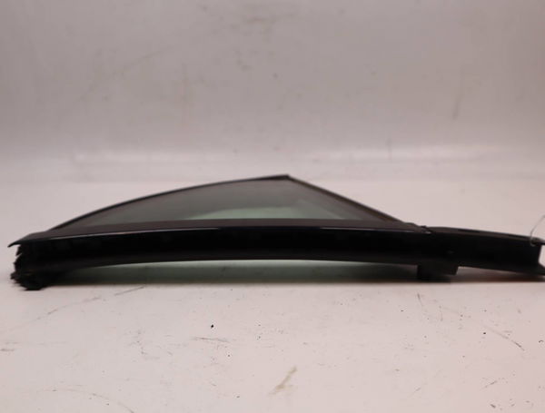 Glace fixe porte ar g Renault MEGANE IV 3-5 portes (B9A-M-N_) 1.5 dci 110 (b9a3) (2015)