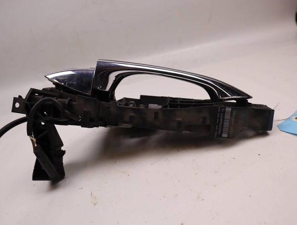 Poignee ext porte avg Mercedes-benz CLASSE B Sports Tourer (W245) B 200 cdi (245.208) (2005-2011)