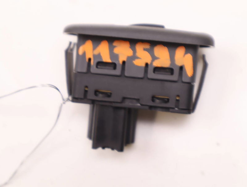 Commande lève-glace porte avant droite Citroën C5 II (RC_) 1.6 hdi (rc8hzb) (2004-2008)