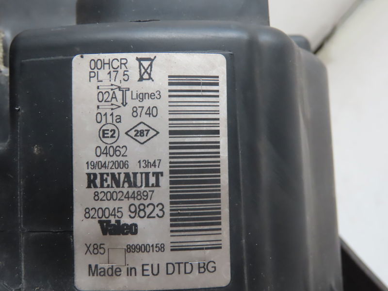 Phare droit Renault CLIO III (BR0-1, CR0-1) 1.4 16v (2005-2012)