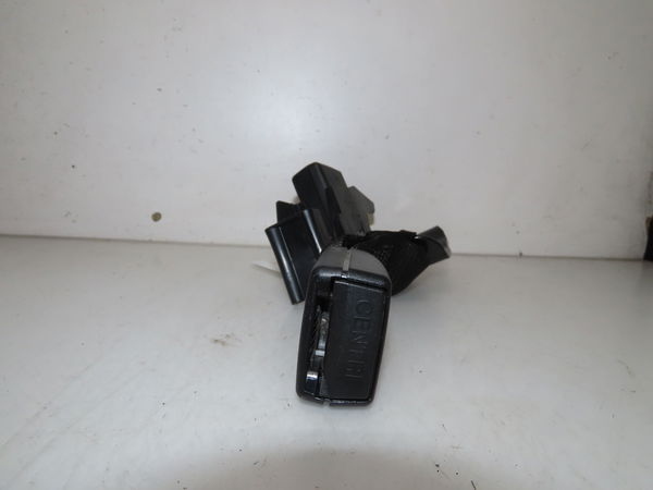 Ancrage ceinture arrière gauche Renault CLIO III (BR0-1, CR0-1) 1.4 16v (2005-2012)