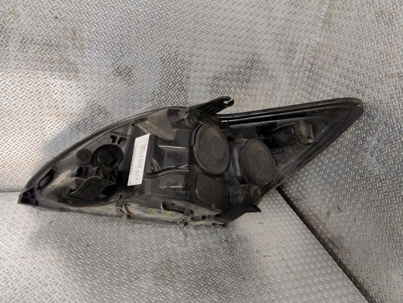 Phare droit Ford FOCUS II (DA_, HCP, DP) 1.6 tdci (2004-2012)