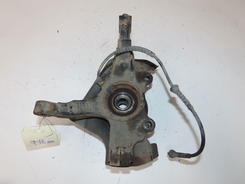 Fusee avg Opel CORSA E (X15) 1.4 (08, 68) (2014)