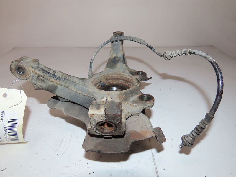 Fusee avg Opel CORSA E (X15) 1.4 (08, 68) (2014)