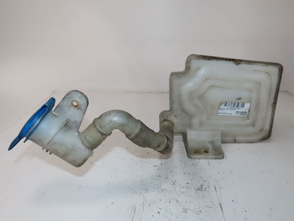 Reservoir lave-glace avant Audi A3 Sportback (8PA) 2.0 tdi 16v (2004-2013) 5 portes