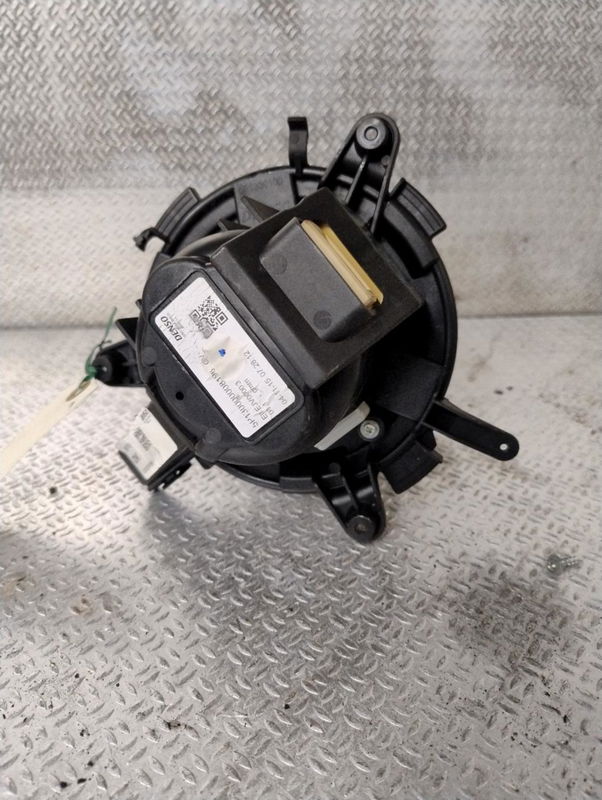 Moteur ventilateur chauffage Citroën C4 GRAND PICASSO II (DA_, DE_) 1.2 thp 130 (2014)