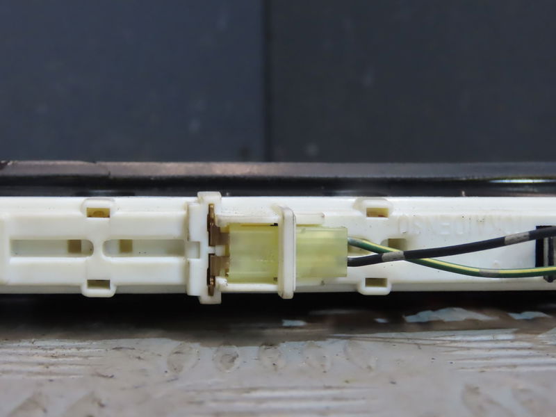 Feux stop supplementaire Suzuki SWIFT III (MZ, EZ) 1.3 (rs 413) (2005)