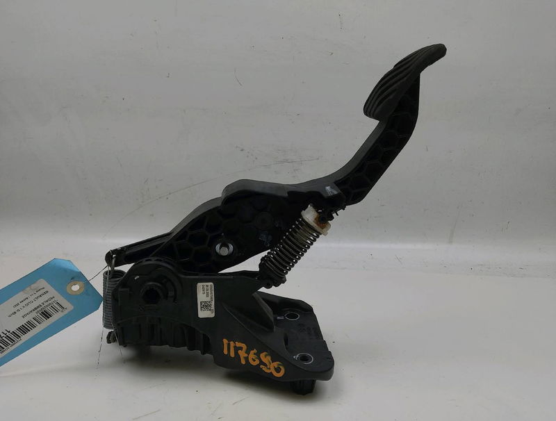 Pedale embrayage Renault CLIO V (B7_) 1.0 sce 65 (b7mg) (2021)