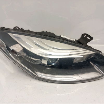 Phare droit Renault MEGANE III 3-5 portes (BZ0-1_, B3_) 1.5 dci (bz1g, bz1w, bz0r) (2013-2015) 5 portes