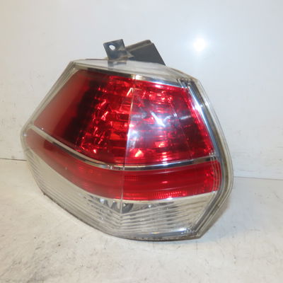 Feu arrière gauche Nissan X-TRAIL III (T32_, T32R, T32RR) 1.6 dci (t32) (2014)