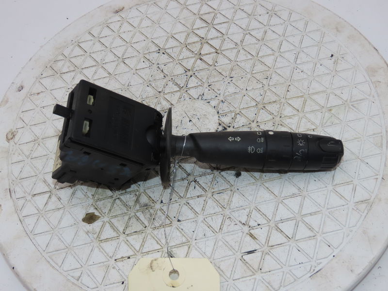 Commande clignotant Peugeot 306 3-5 portes (7A, 7C, N3, N5) 1.8 16v (1997-2001)