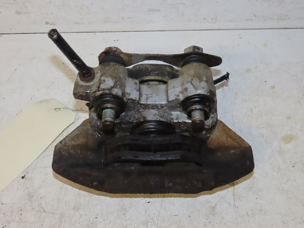 Etrier de frein arrière gauche Peugeot 306 3-5 portes (7A, 7C, N3, N5) 1.8 16v (1997-2001)
