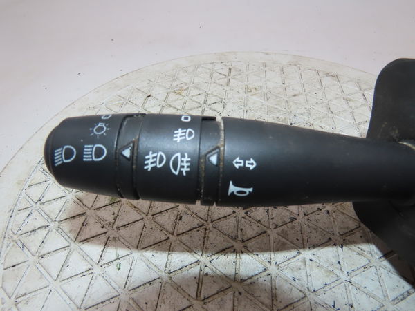 Commande clignotant Dacia LOGAN MCV (KS_) 1.5 dci (ks0w) (2007-2012) 5 portes
