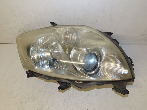 Phare droit Toyota AURIS (_E15_) 2.0 d-4d (ade150_) (2006-2012)