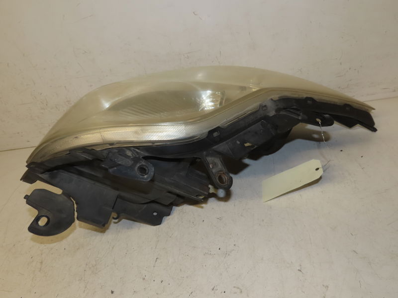 Phare droit Toyota AURIS (_E15_) 2.0 d-4d (ade150_) (2006-2012)