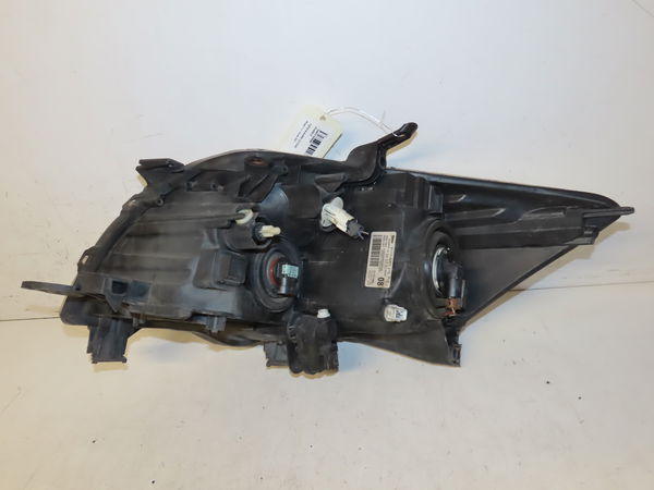 Phare droit Toyota AURIS (_E15_) 2.0 d-4d (ade150_) (2006-2012)