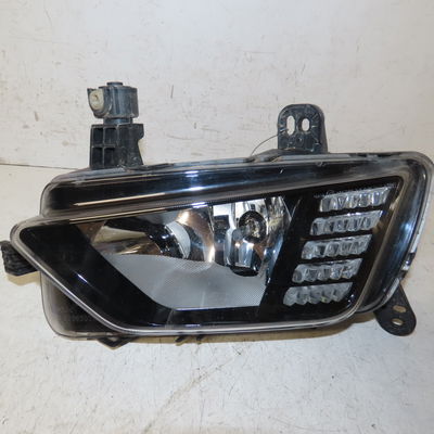Phare antibrouillard avant droit Volkswagen POLO VI (AW1, BZ1, AE1) 1.0 tsi (2017)