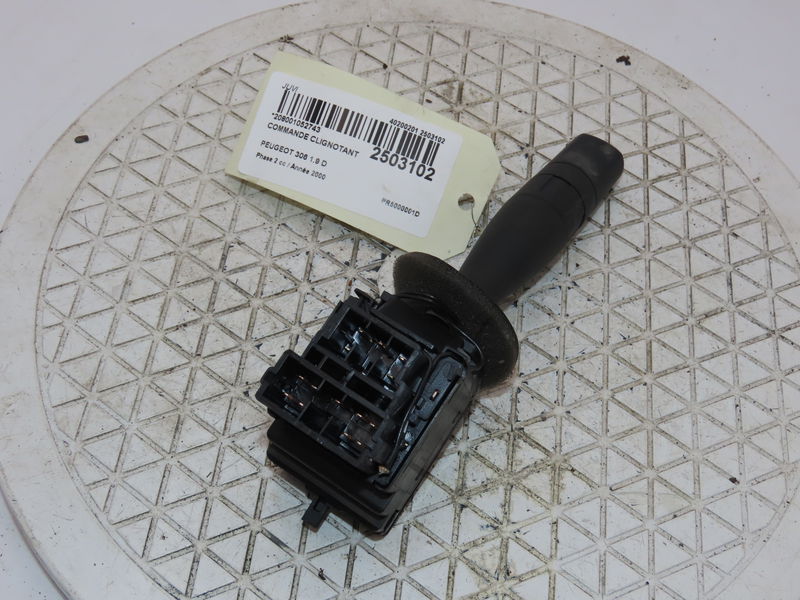 Commande clignotant Peugeot 306 3-5 portes (7A, 7C, N3, N5) 1.9 d (1994-2001)