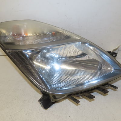 Phare droit Toyota PRIUS Liftback (_W2_) 1.5 hybrid (nhw20_) (2003-2009)