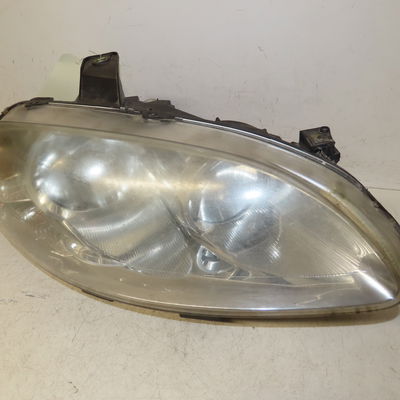 Phare droit Fiat CROMA (194_) 1.9 d multijet (194axc1b, 194axc12) (2005-2011)