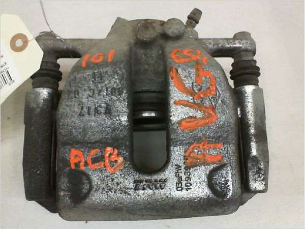 Etrier de frein avant gauche Renault KANGOO Express (FW0-1_) 1.2 tce 115 (fw02, fw14) (2013)