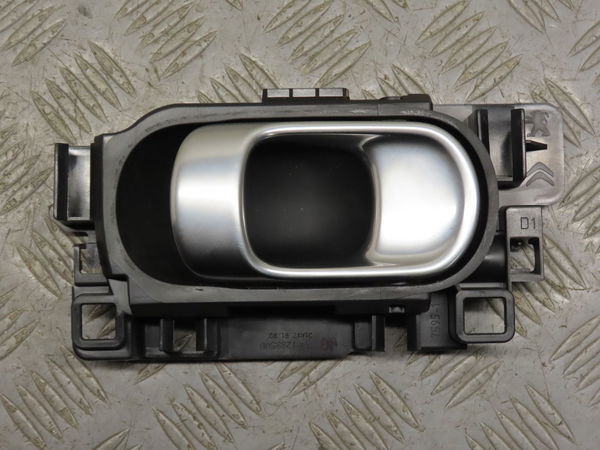 Poignee int porte ard Citroën C3 III (SX) 1.6 bluehdi 75 (2016)