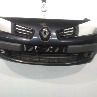 Pare-choc avant Renault MEGANE II Break (KM0-1_) 1.9 dci (2005-2009)