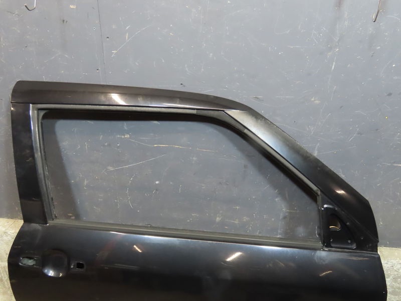 Porte avant droite Suzuki SWIFT III (MZ, EZ) 1.3 (rs 413) (2005)