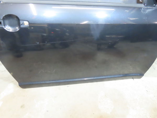 Porte avant droite Suzuki SWIFT III (MZ, EZ) 1.3 (rs 413) (2005)