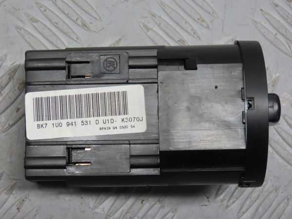 Interrupteur commande de phares Skoda FABIA II (542) 1.2 tdi (2010-2014)