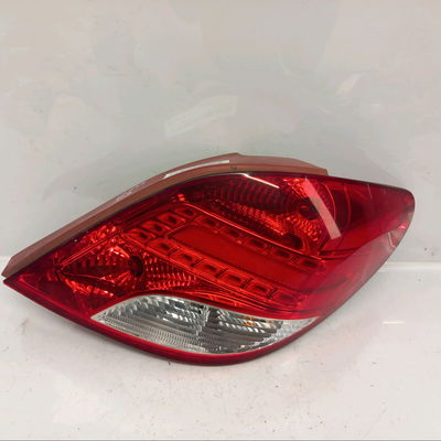 Feu arrière droit Peugeot 207-207 (WA_, WC_) 1.4 16v (2006-2013)