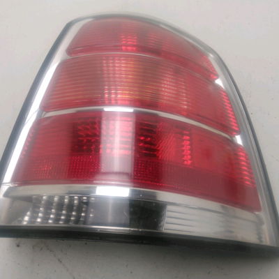 Feu arrière droit Opel ZAFIRA - ZAFIRA FAMILY B (A05) 1.9 cdti (m75) (2005-2015) 5 portes