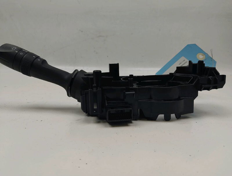 Commande eclairage Toyota AURIS (_E18_) 1.2 (nre185_) (2015-2018)