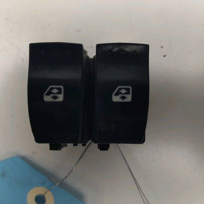 Commande lève-glace porte avant gauche Renault CLIO II (BB_, CB_) 1.5 dci (2003-2005)