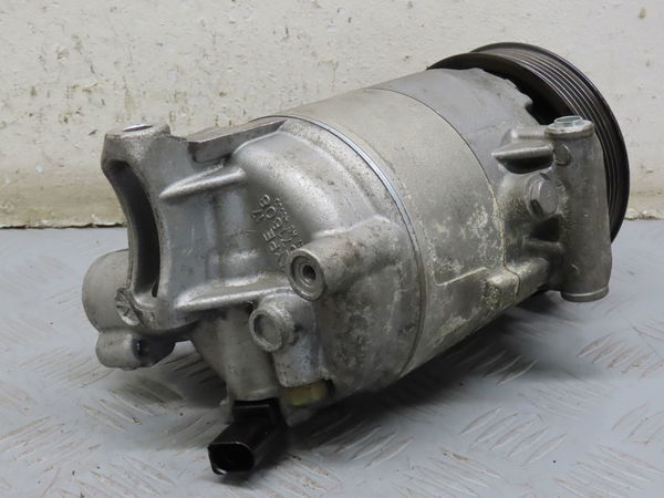 Compresseur air conditionne Volkswagen POLO V (6R1, 6C1) 1.6 tdi (2009)