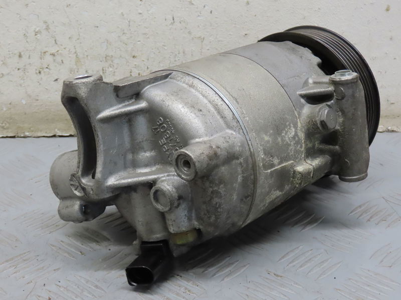 Compresseur air conditionne Volkswagen POLO V (6R1, 6C1) 1.6 tdi (2009)