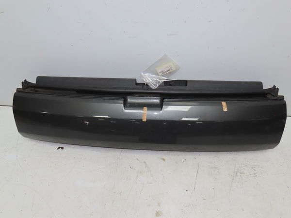 Hayon inf Peugeot 3008 Monospace (0U_) 1.6 bluehdi 120 (2014-2016)