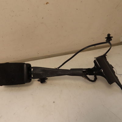 Ancrage ceinture avant gauche Citroën C4 CACTUS 1.6 hdi 90 (2014)