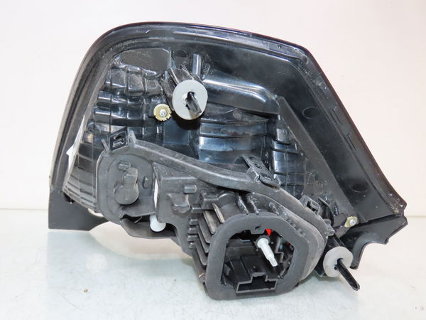 Feu arrière droit Renault TWINGO III (BCM_, BCA_) 1.0 sce 70 (bcmb) (2015) 5 portes
