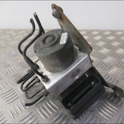 Unité hydraulique abs Peugeot 206 3-5 portes (2A-C) 2.0 hdi 90 (1999-2009) 5 portes