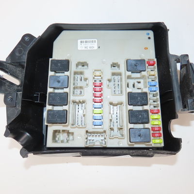 Boite a fusibles Renault CLIO III (BR0-1, CR0-1) 1.5 dci (2010-2014) 3 portes