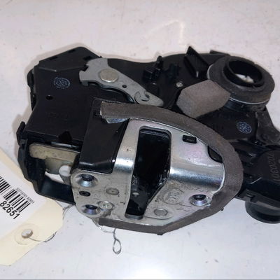 Serrure porte avd Suzuki GRAND VITARA II (JT, TE, TD) 1.9 ddis traction intégrale (jt419, td44, jb419wd,... (2005-2015)