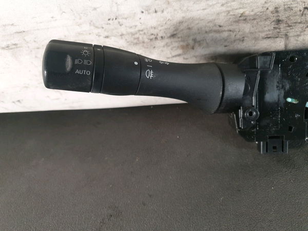Bloc commodos Renault FLUENCE (L3_) 1.5 dci (l30b) (2010)