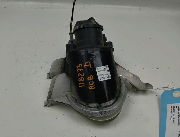 Phare antibrouillard avant droit Peugeot 206 SW (2E-K) 1.4 16v (2003)